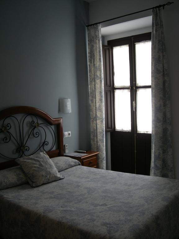 Hostal Azahar Кордова Екстер'єр фото