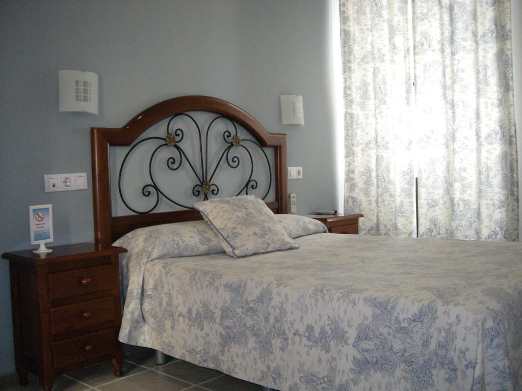 Hostal Azahar Кордова Екстер'єр фото