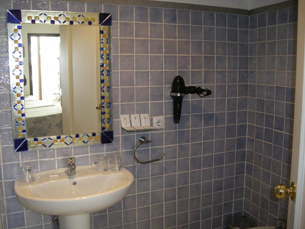 Hostal Azahar Кордова Номер фото