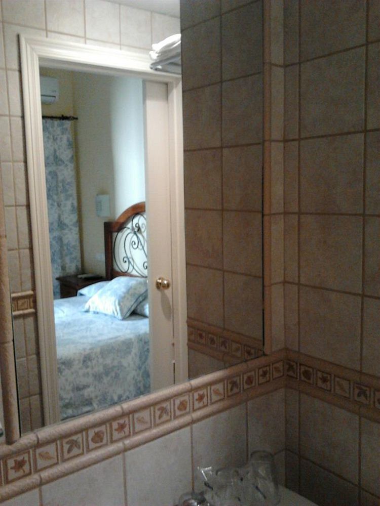 Hostal Azahar Кордова Екстер'єр фото