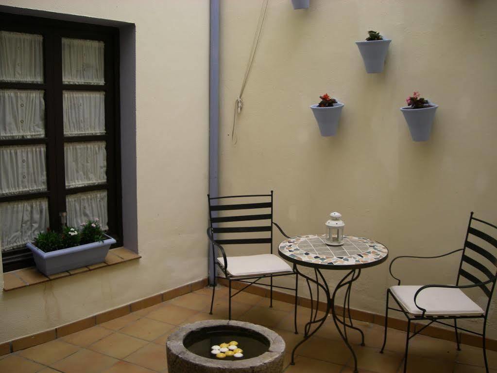 Hostal Azahar Кордова Екстер'єр фото